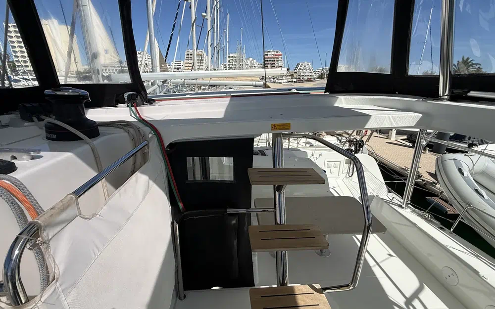 slider 8 Lagoon 42