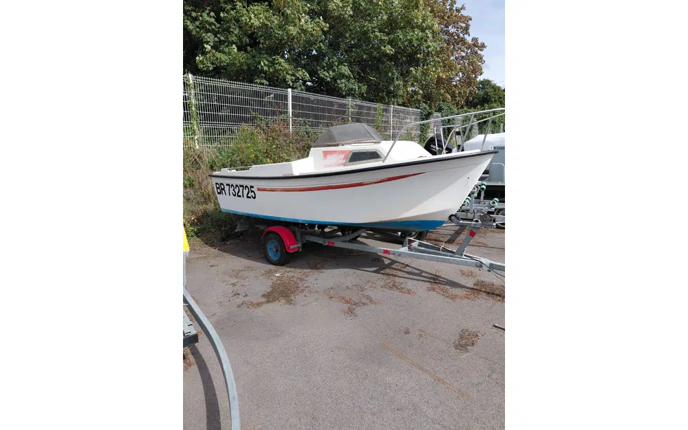 slider 1 Beneteau Sunday 400