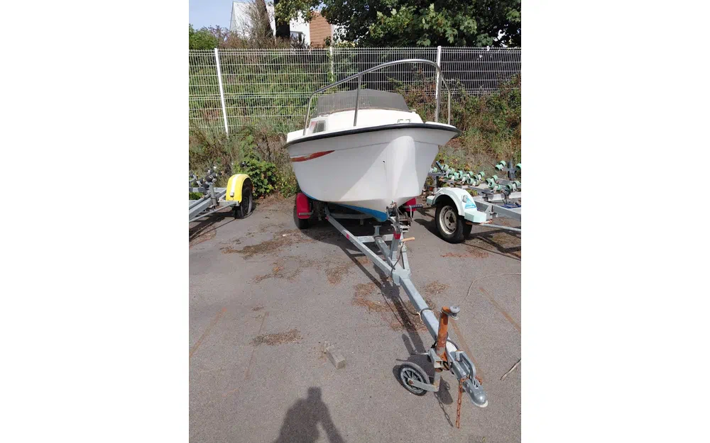 slider 3 Beneteau Sunday 400