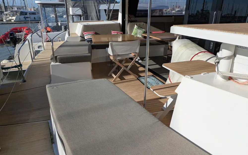 slider 1 Neel Trimarans Neel 51