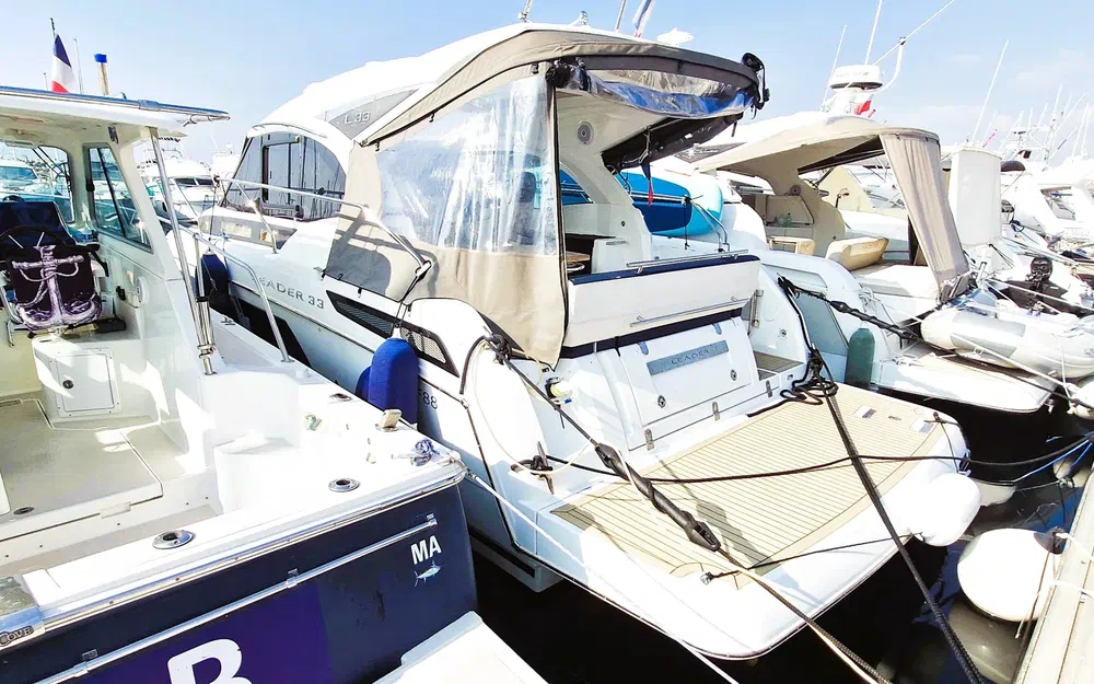 slider 0 Jeanneau Leader 33 Sportop