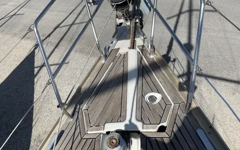 slider 22 Jeanneau Sun Odyssey 43