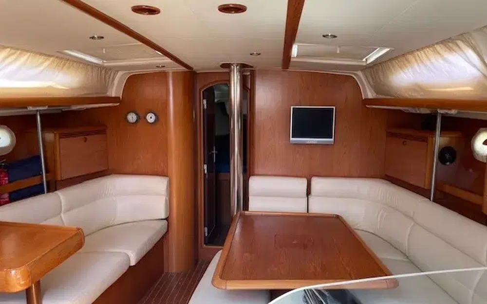 slider 25 Jeanneau Sun Odyssey 43