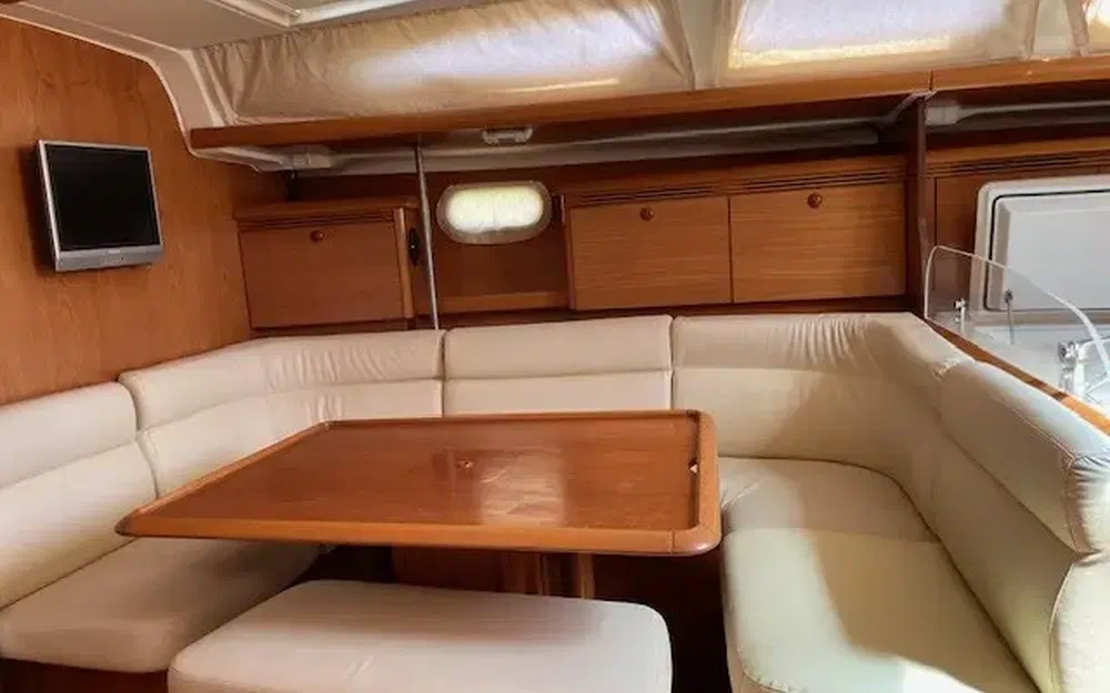 slider 29 Jeanneau Sun Odyssey 43