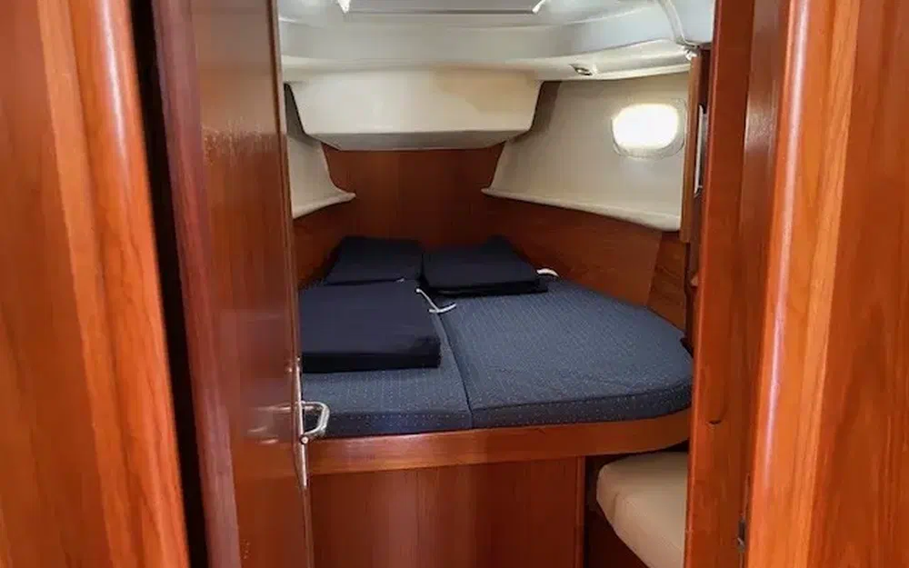 slider 34 Jeanneau Sun Odyssey 43