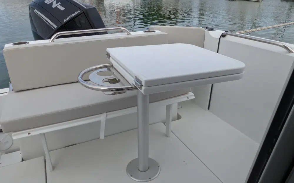 slider 2 Beneteau Antares 7 ANTARES 7 OB