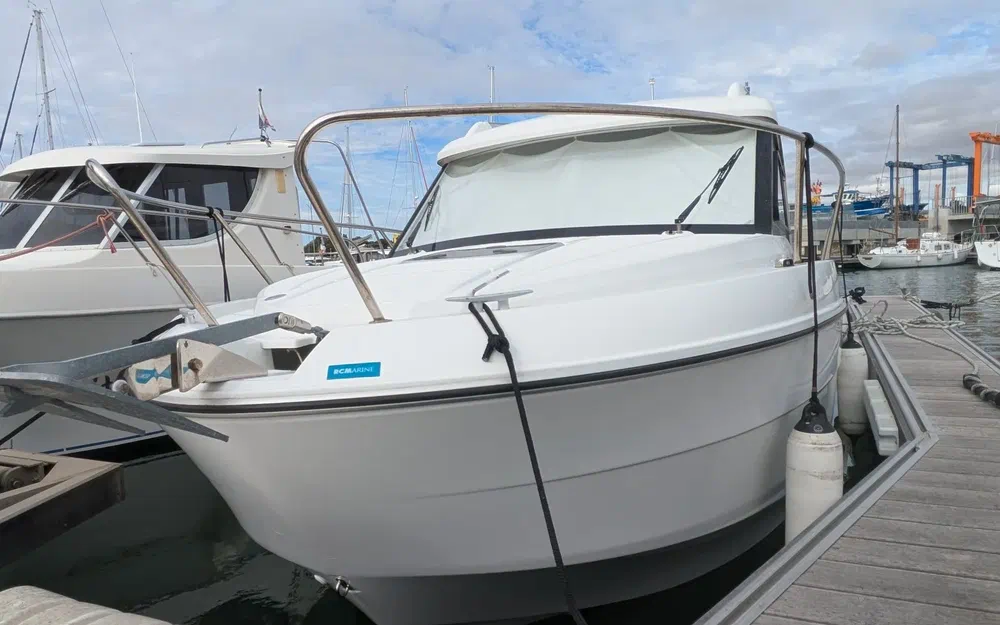 slider 0 Beneteau Antares 7 ANTARES 7 OB