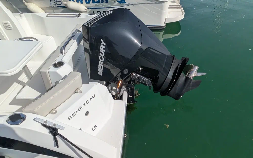 slider 5 Beneteau Antares 7 ANTARES 7 OB