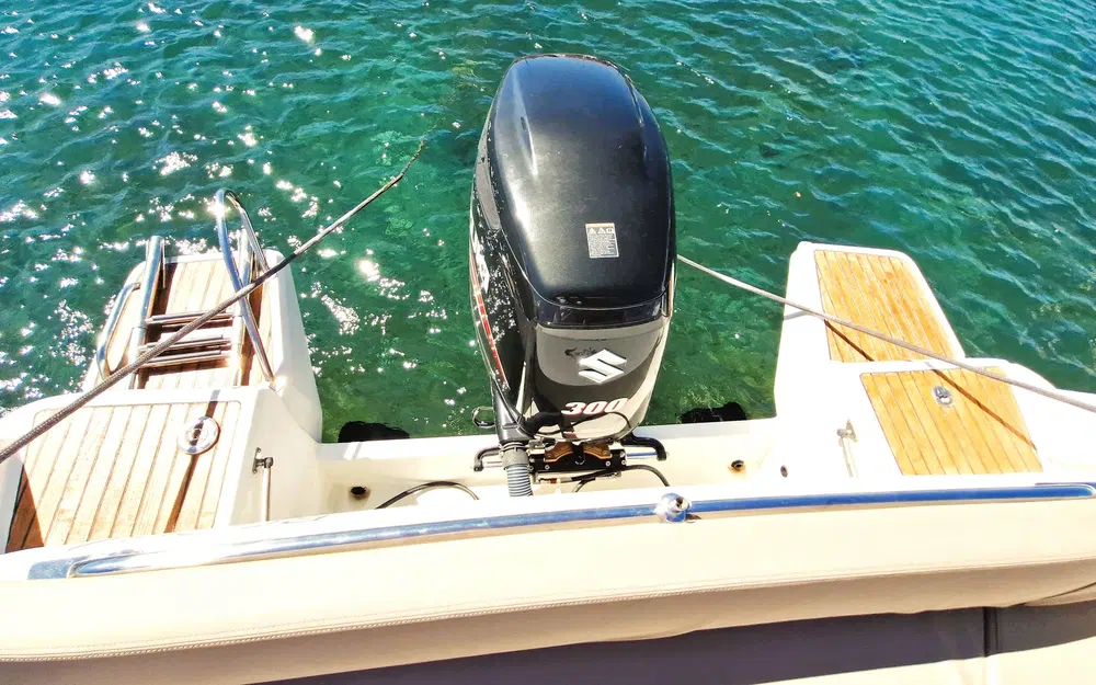 slider 13 Beneteau Antares 8.80 HB