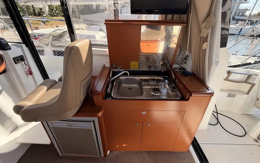 slider 19 Jeanneau Merry Fisher 855