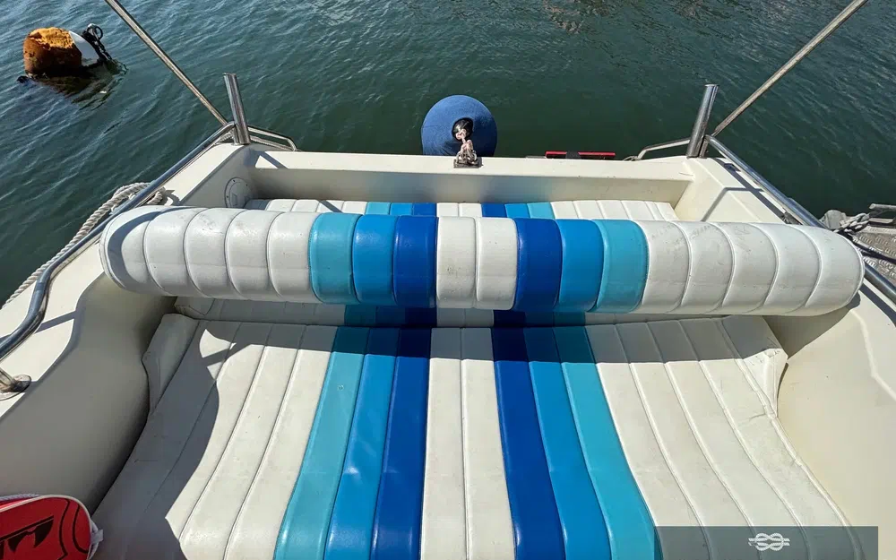 slider 10 Jeanneau Leader 650 Performance