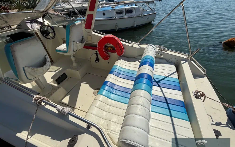 slider 7 Jeanneau Leader 650 Performance
