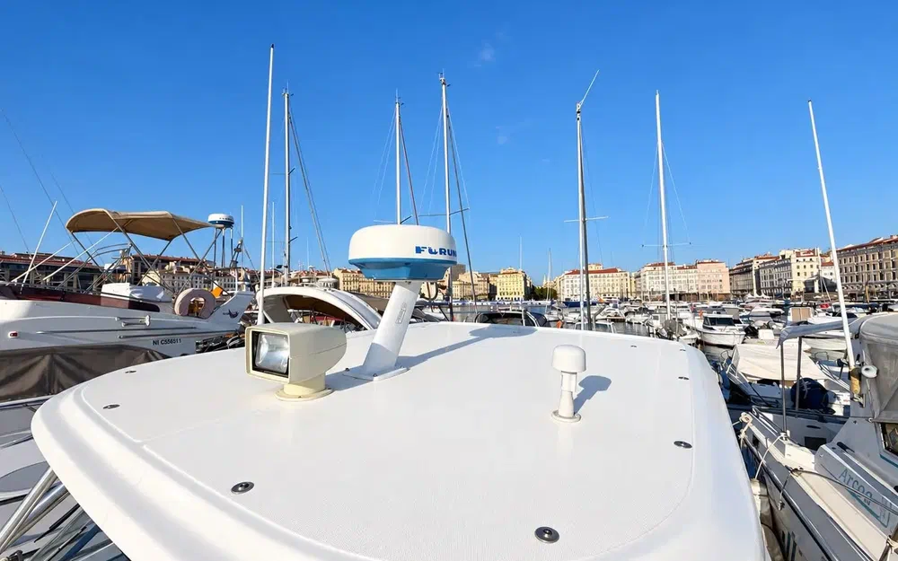 slider 17 Boston Whaler 305 Conquest
