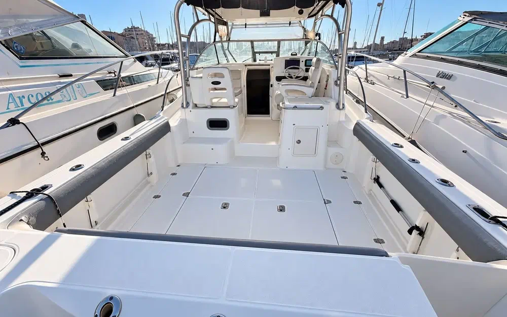 slider 5 Boston Whaler 305 Conquest