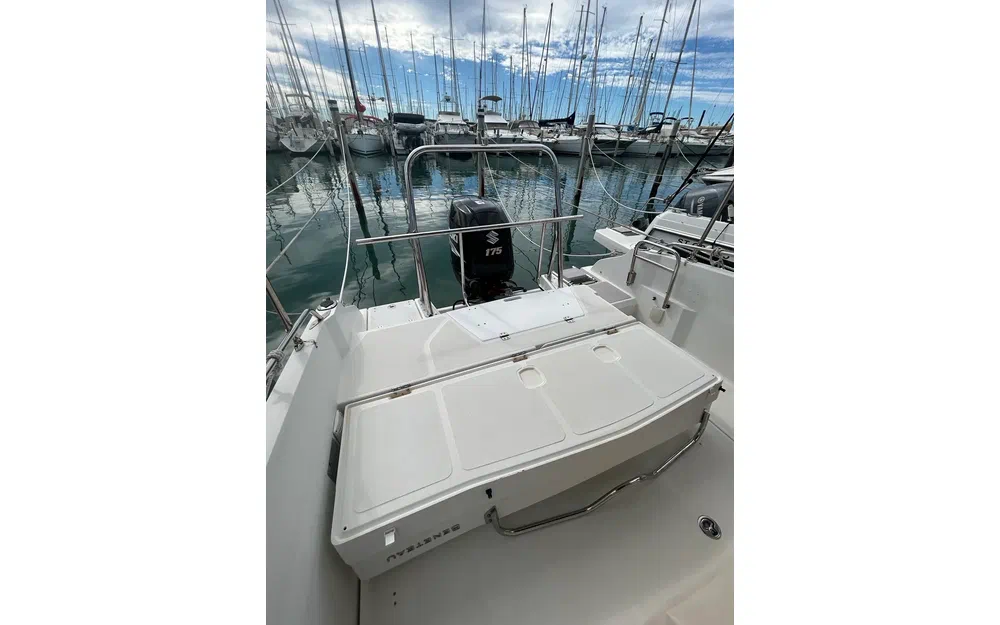 slider 8 Beneteau Flyer 6 SUNdeck