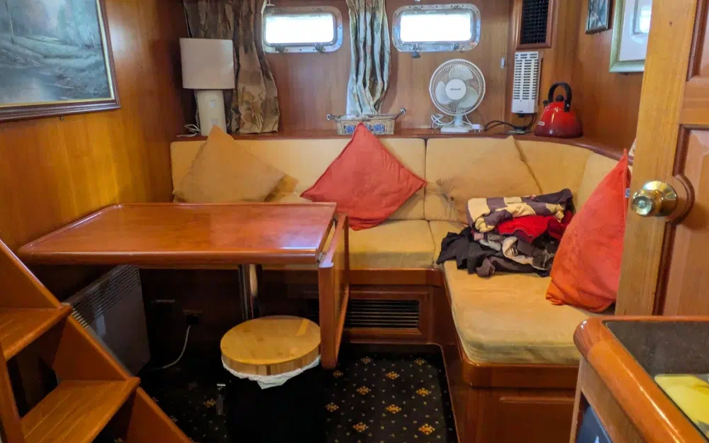 slider 3 Trader 58 Sunliner