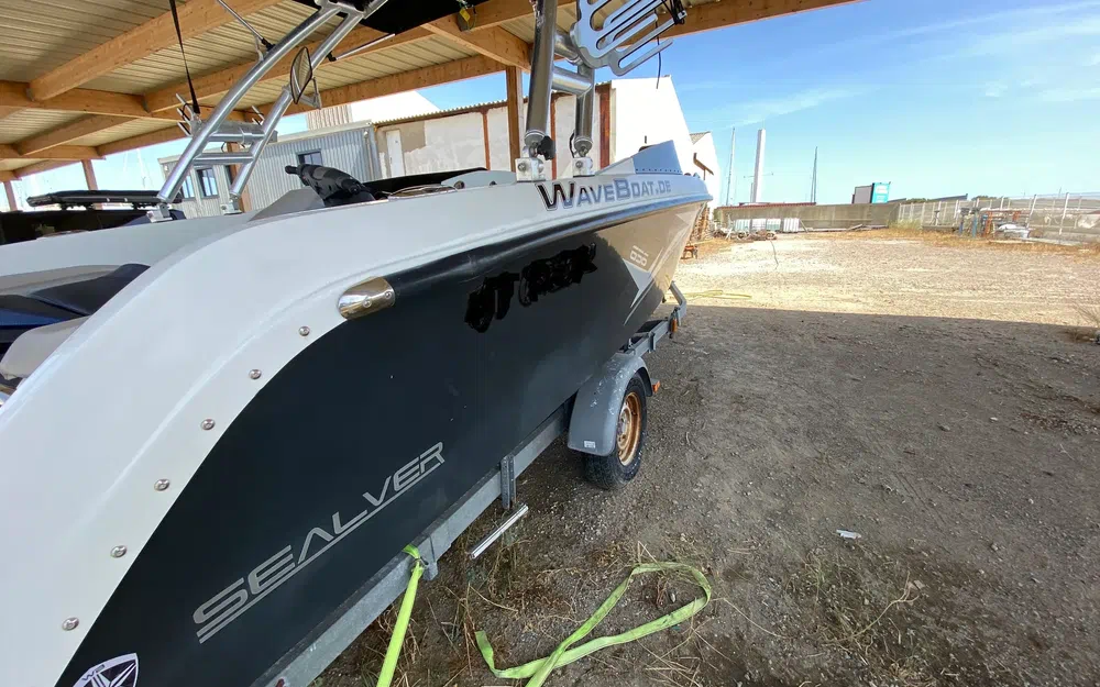 slider 5 Sealver Wave Boat 656