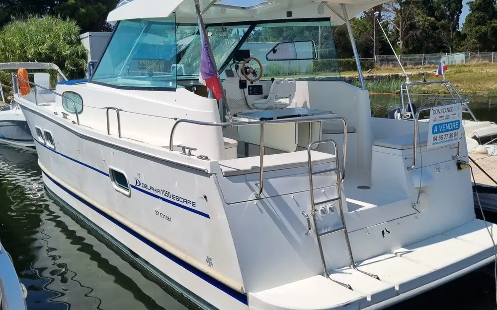 slider 5 Delphia 1050 Escape