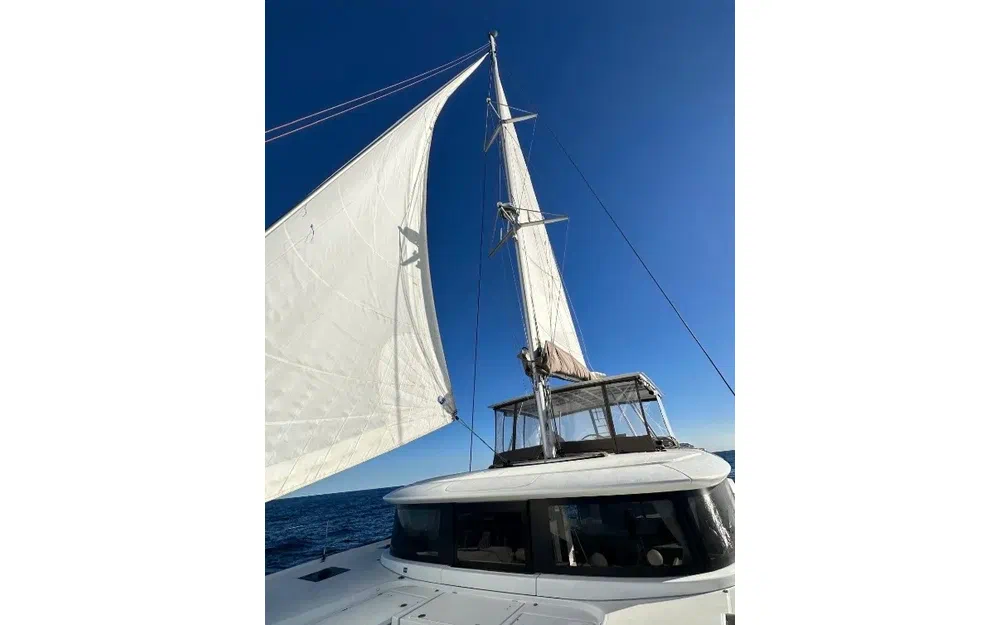slider 23 Lagoon 46