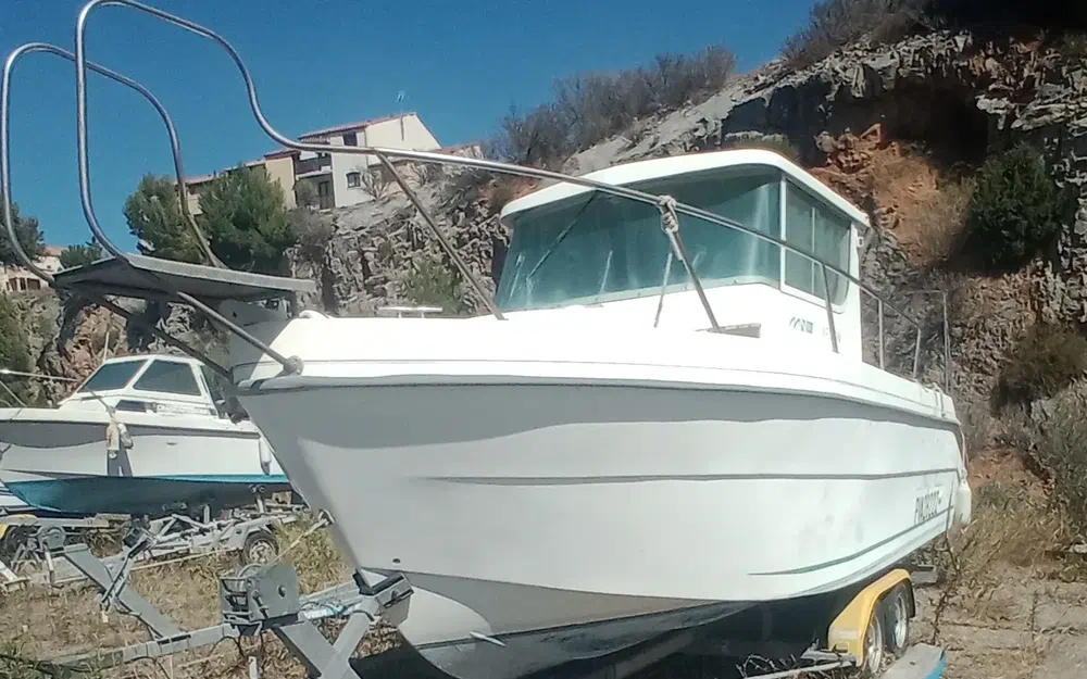 slider 1 Mery Nautic Arguin 650