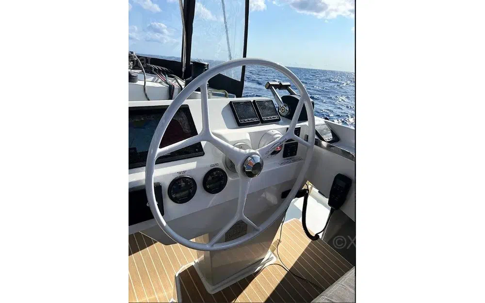 slider 6 Fountaine Pajot Elba 45