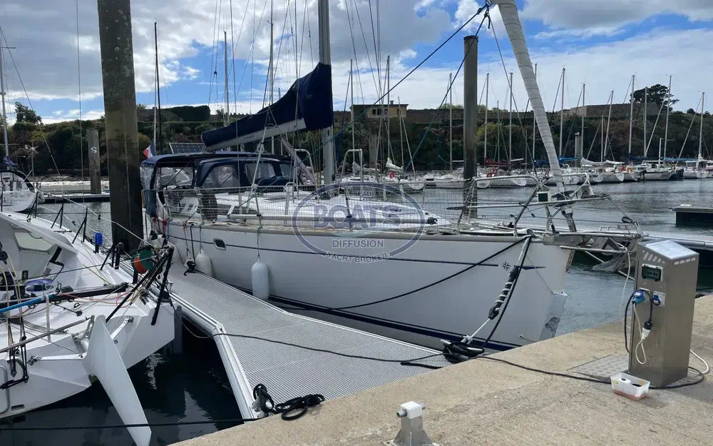 slider 13 Jeanneau Sun Odyssey 43