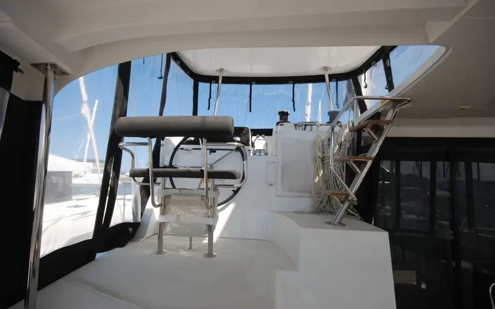 slider 5 Lagoon 42