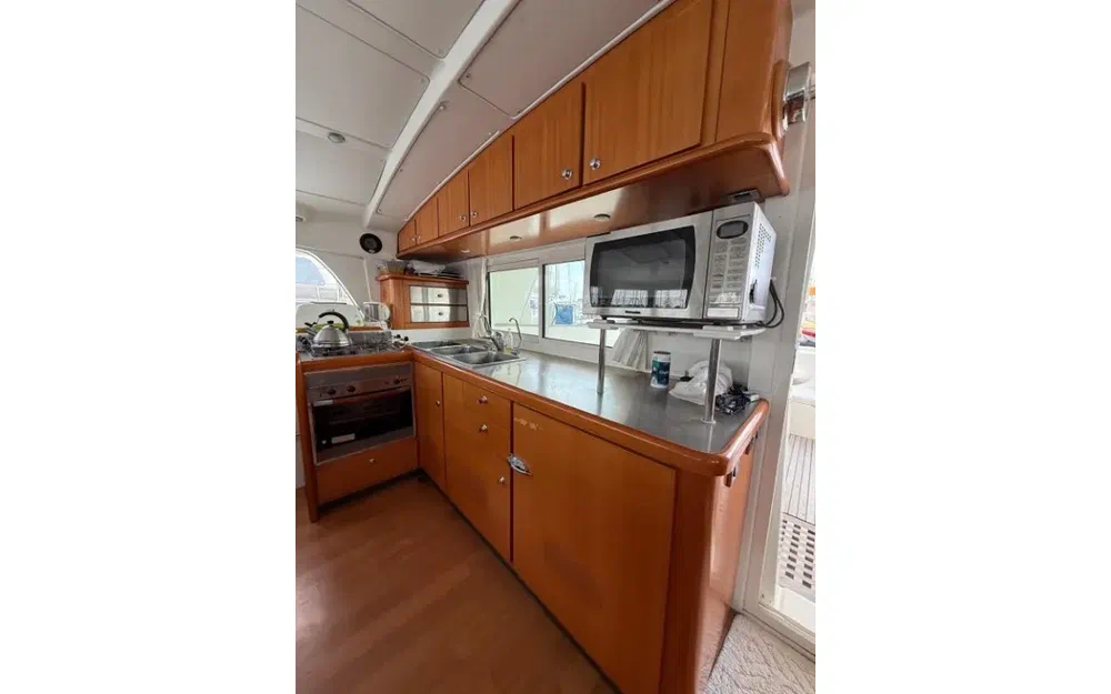 slider 21 Lagoon 440