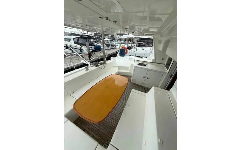 slider 7 Lagoon 440