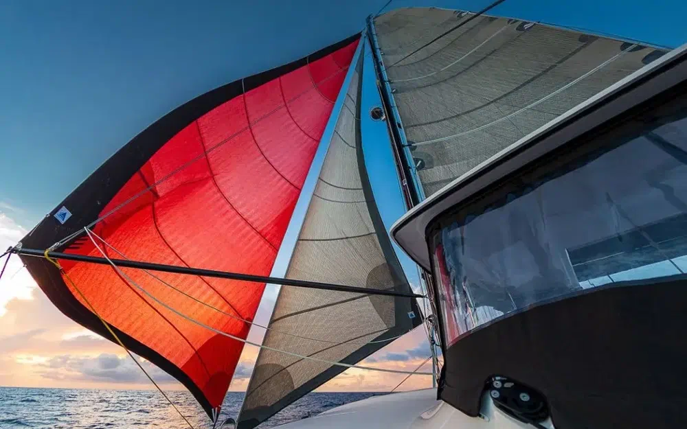 slider 2 Lagoon 52 S