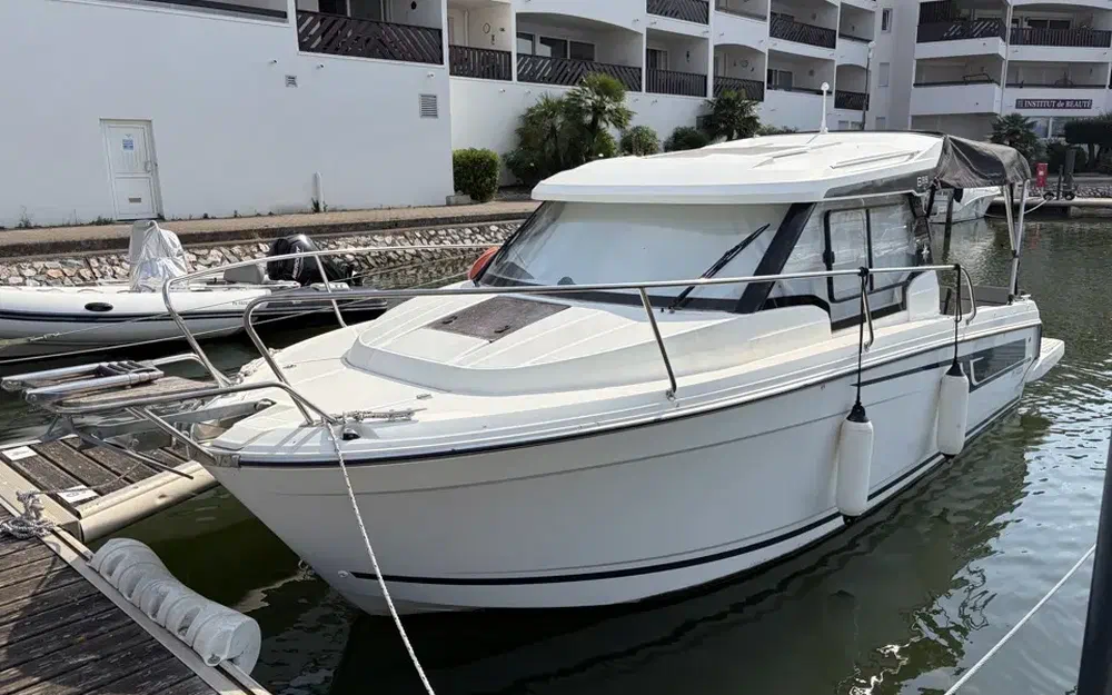 slider 5 Jeanneau Merry Fisher 695 Serie 2