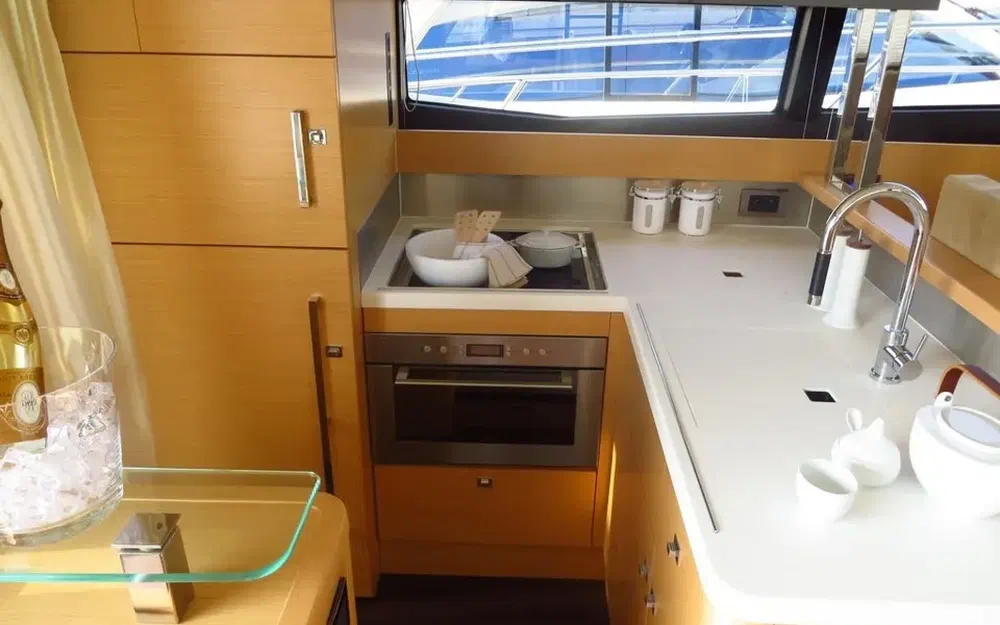 slider 4 Prestige Yachts 500 S
