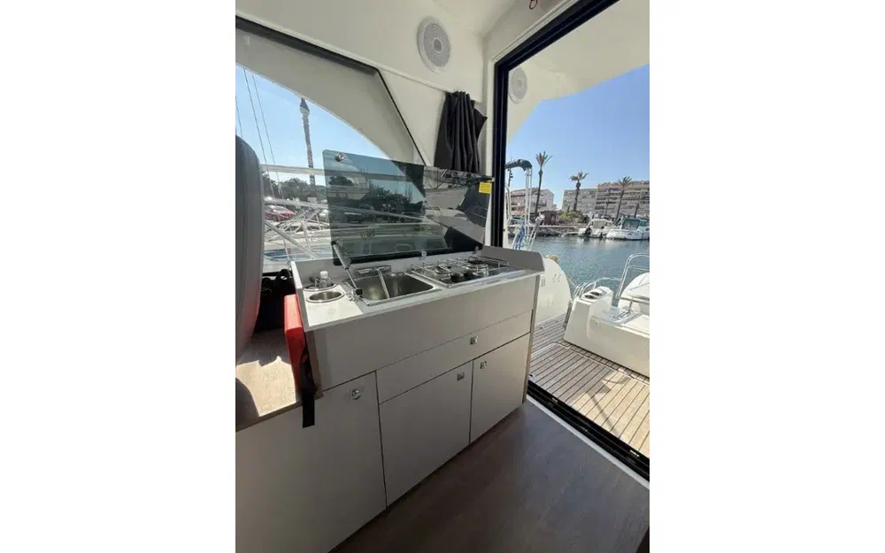 slider 11 Beneteau Antares 9 OB