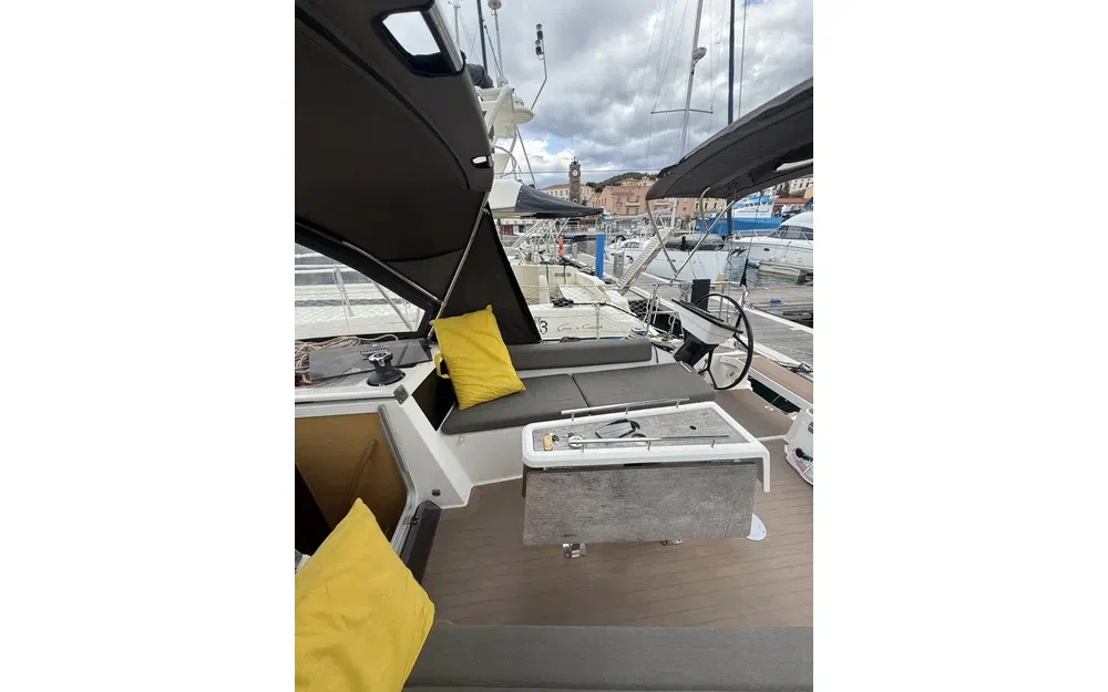 slider 38 Dufour 37
