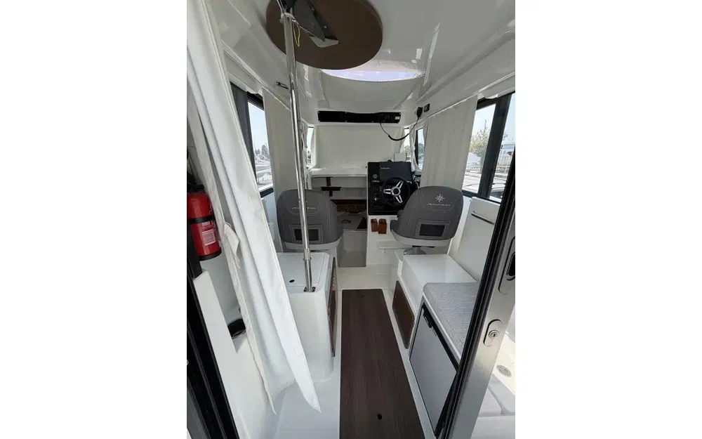 slider 10 Jeanneau Merry Fisher 795 Sport Serie 2