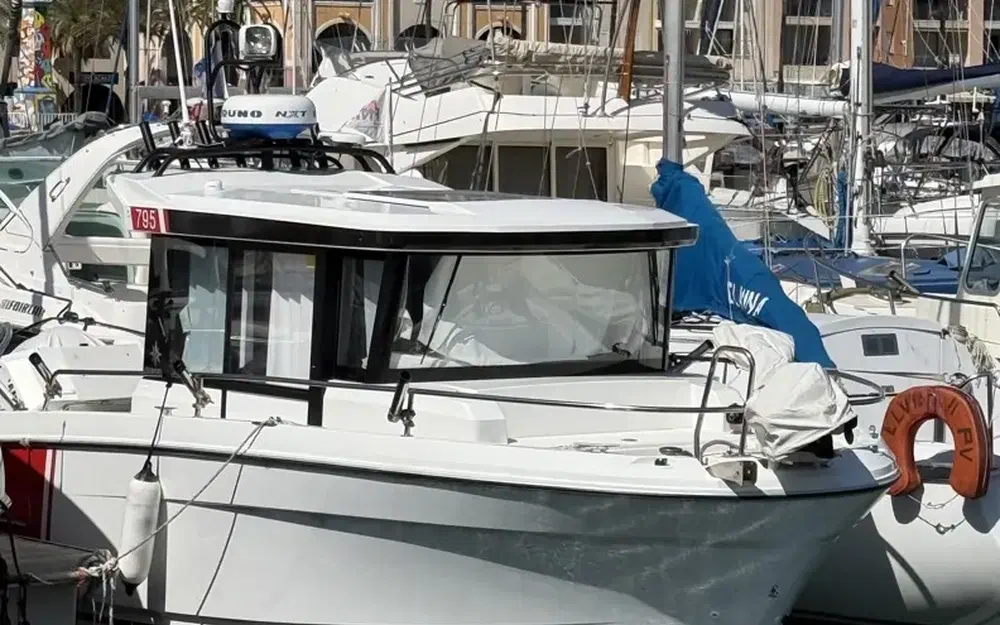 slider 5 Jeanneau Merry Fisher 795 Sport Serie 2