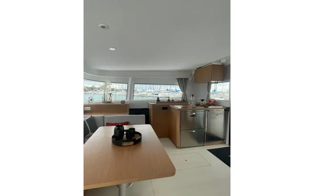 slider 6 Excess Catamarans Excess 14