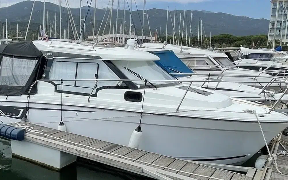slider 0 Jeanneau Merry Fisher 695 Serie 2
