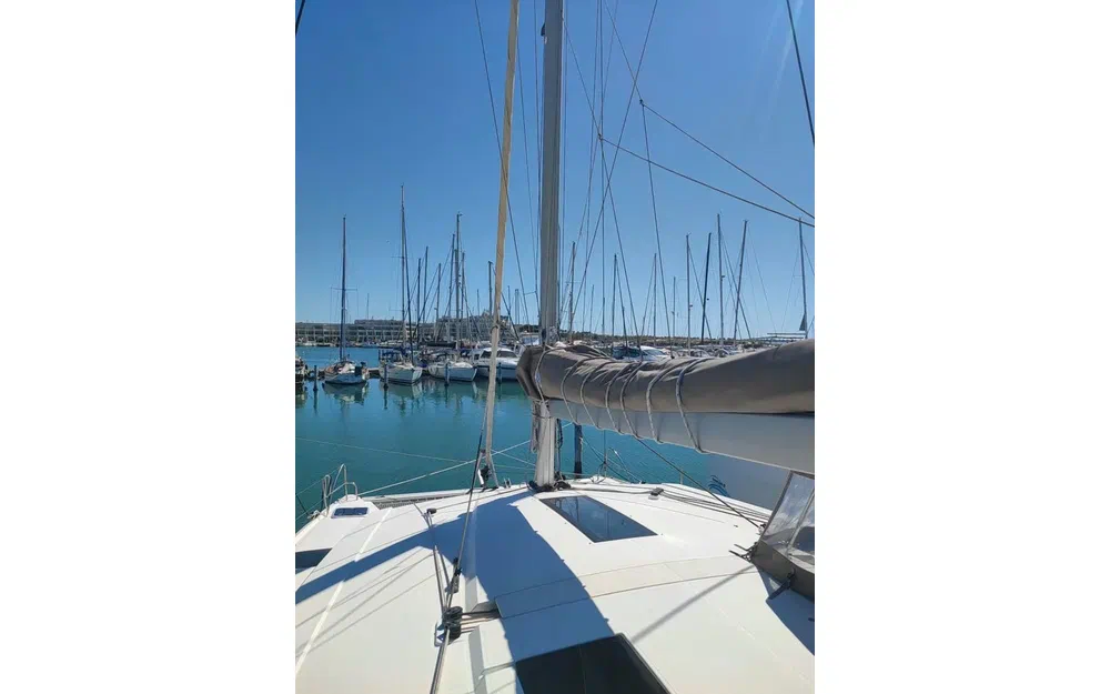 slider 8 Fountaine Pajot Lucia 40