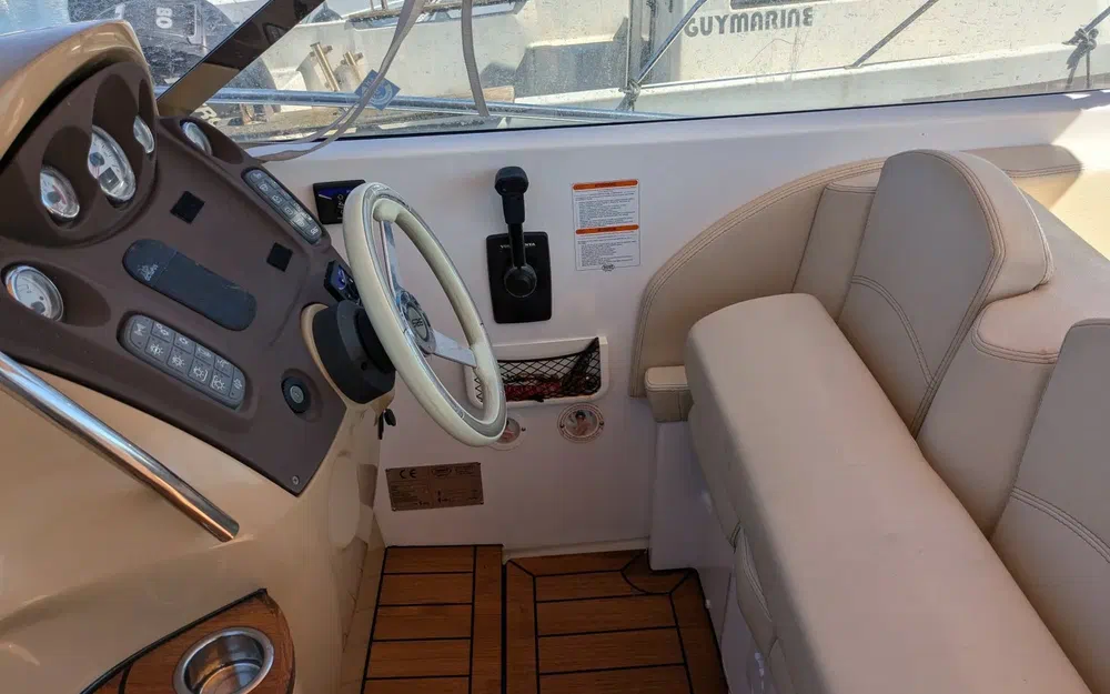 slider 19 Sessa Marine S26