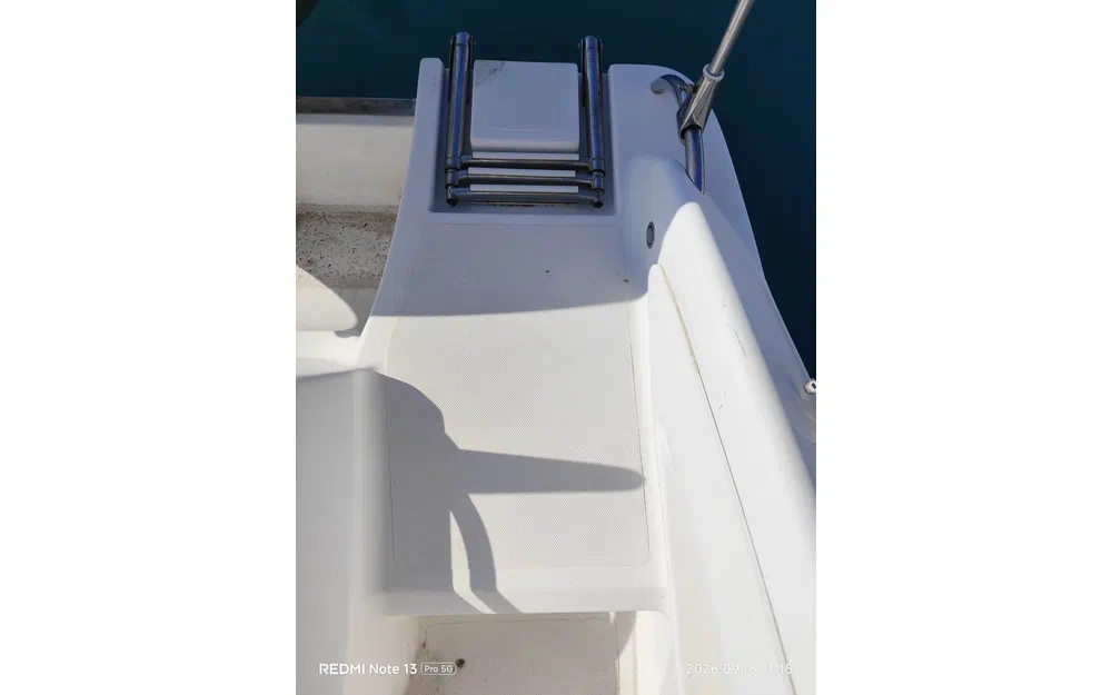 slider 17 Sessa Marine Key Largo 24