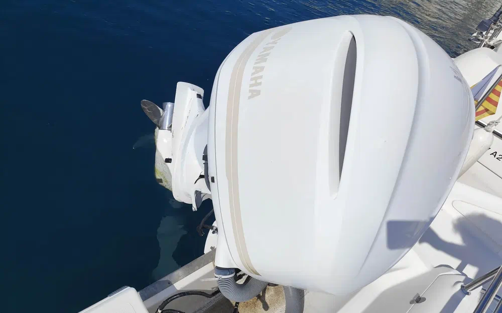 slider 19 Sessa Marine Key Largo 24