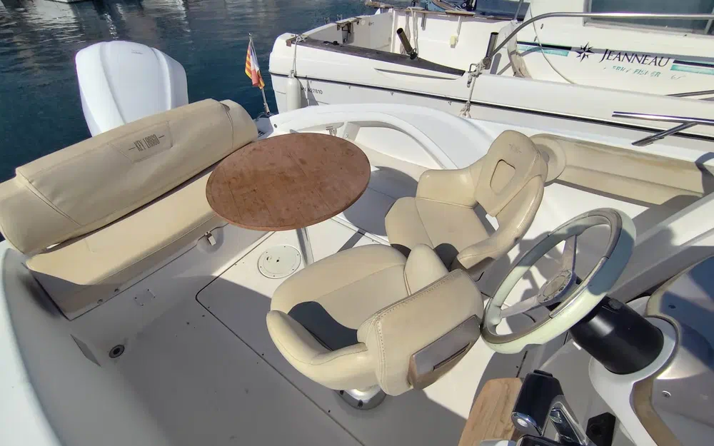 slider 6 Sessa Marine Key Largo 24
