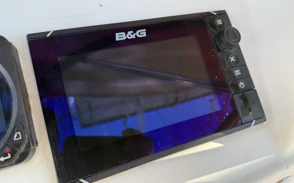 slider 19 Beneteau Oceanis 48