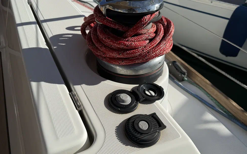 slider 24 Beneteau Oceanis 48