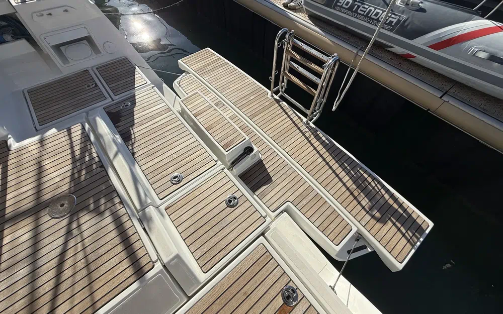 slider 3 Beneteau Oceanis 48