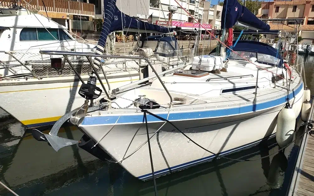 slider 7 Marine Project Moody 36 CC