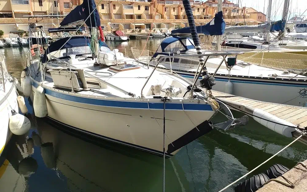 slider 8 Marine Project Moody 36 CC