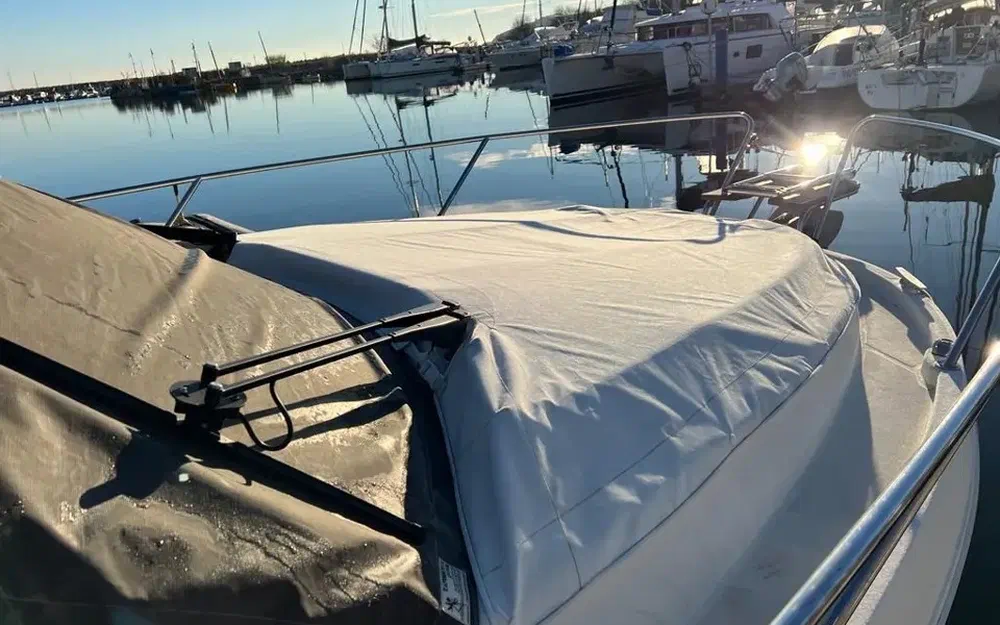 slider 7 Beneteau Antares 9 OB