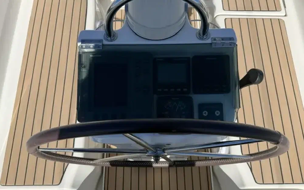 slider 4 Beneteau Oceanis 42 CC